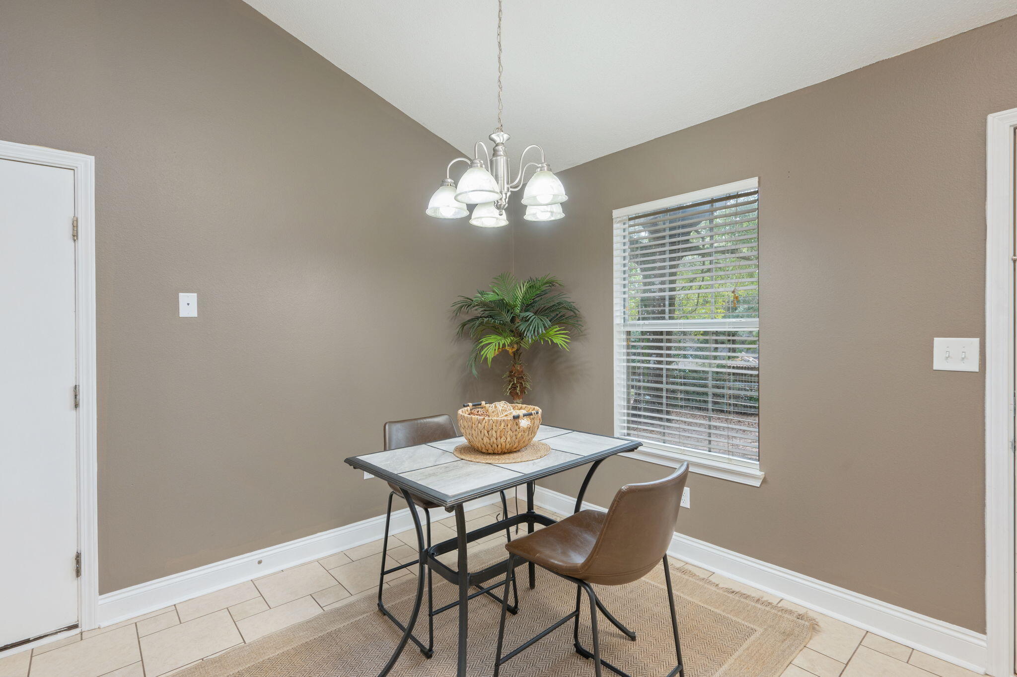 BEACONS BEND SOUTH - Residential