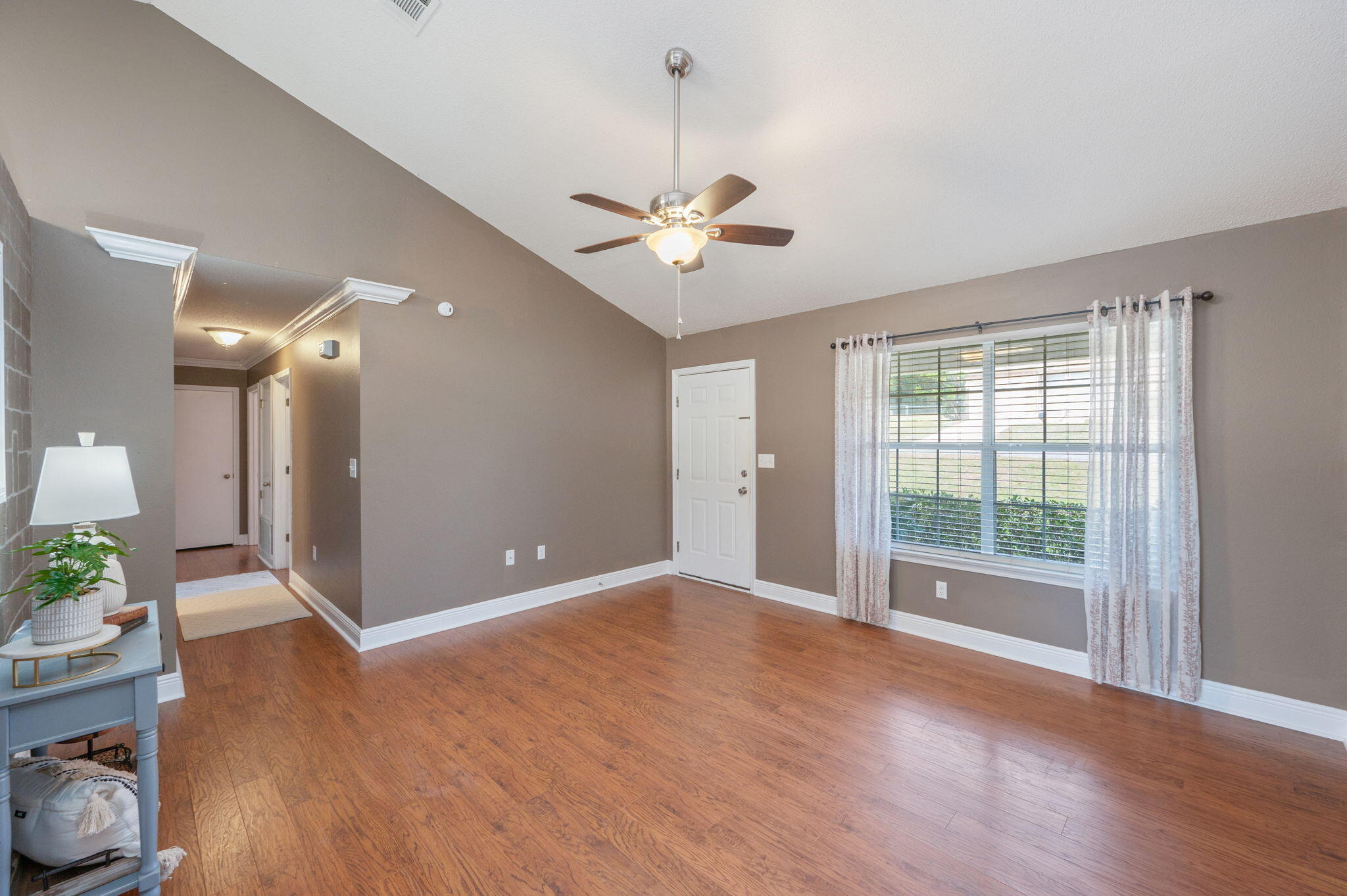 BEACONS BEND SOUTH - Residential