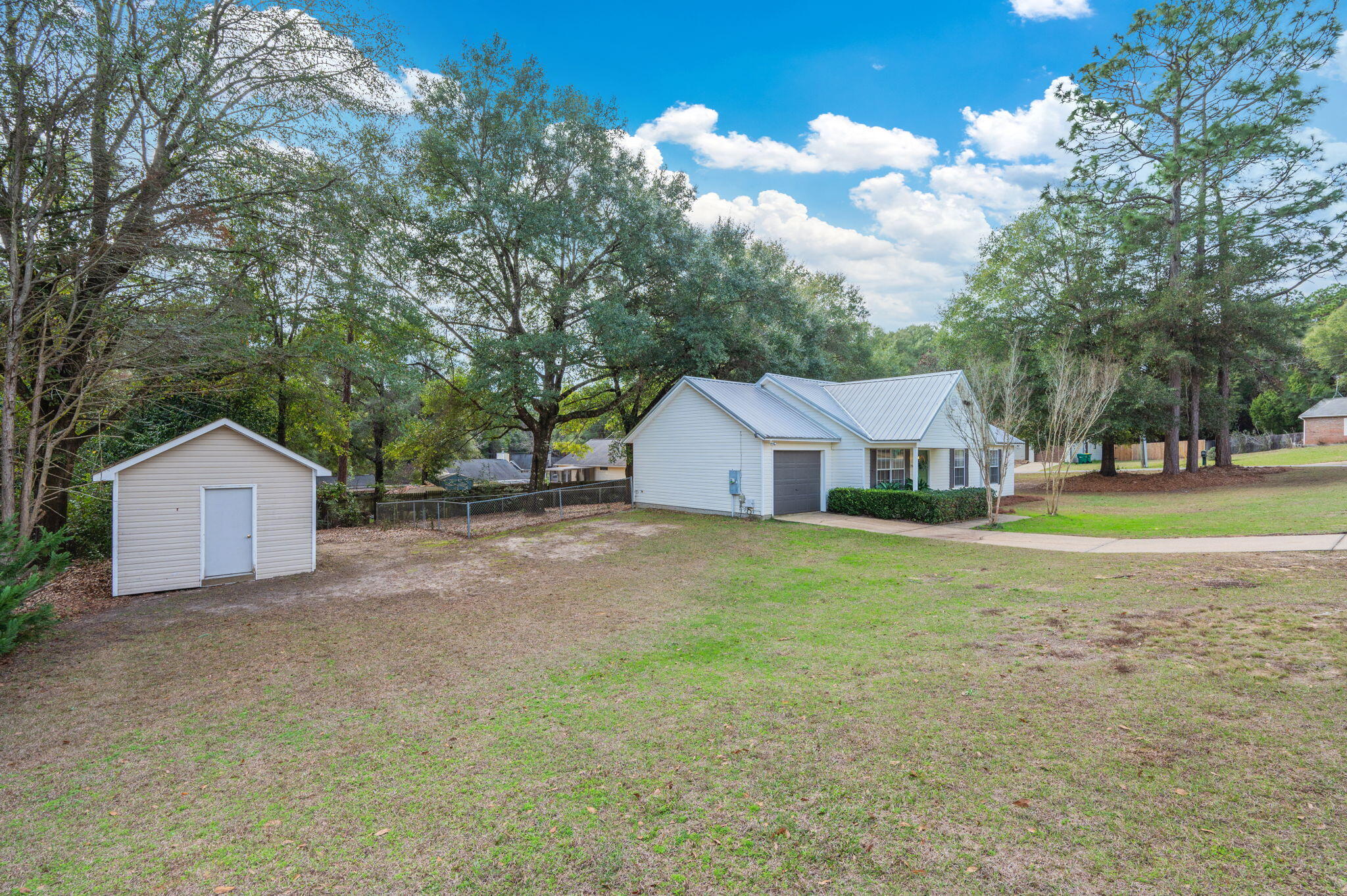 BEACONS BEND SOUTH - Residential