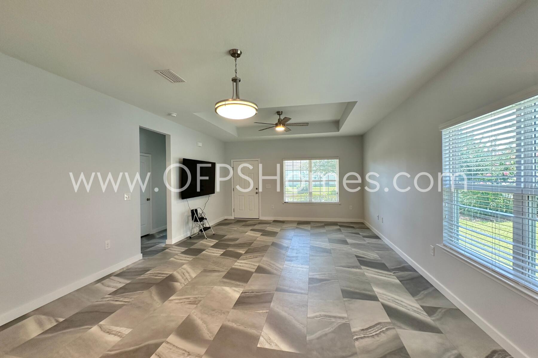 HAMMOCK BAY - Residential Lease