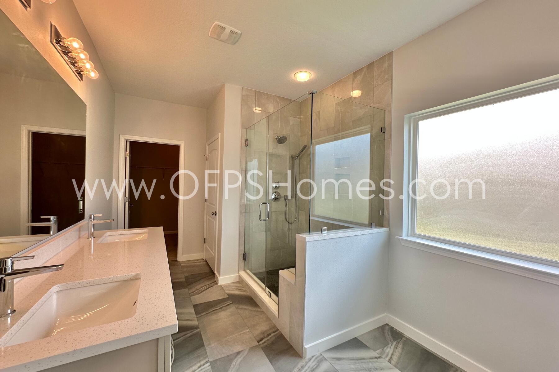HAMMOCK BAY - Residential Lease