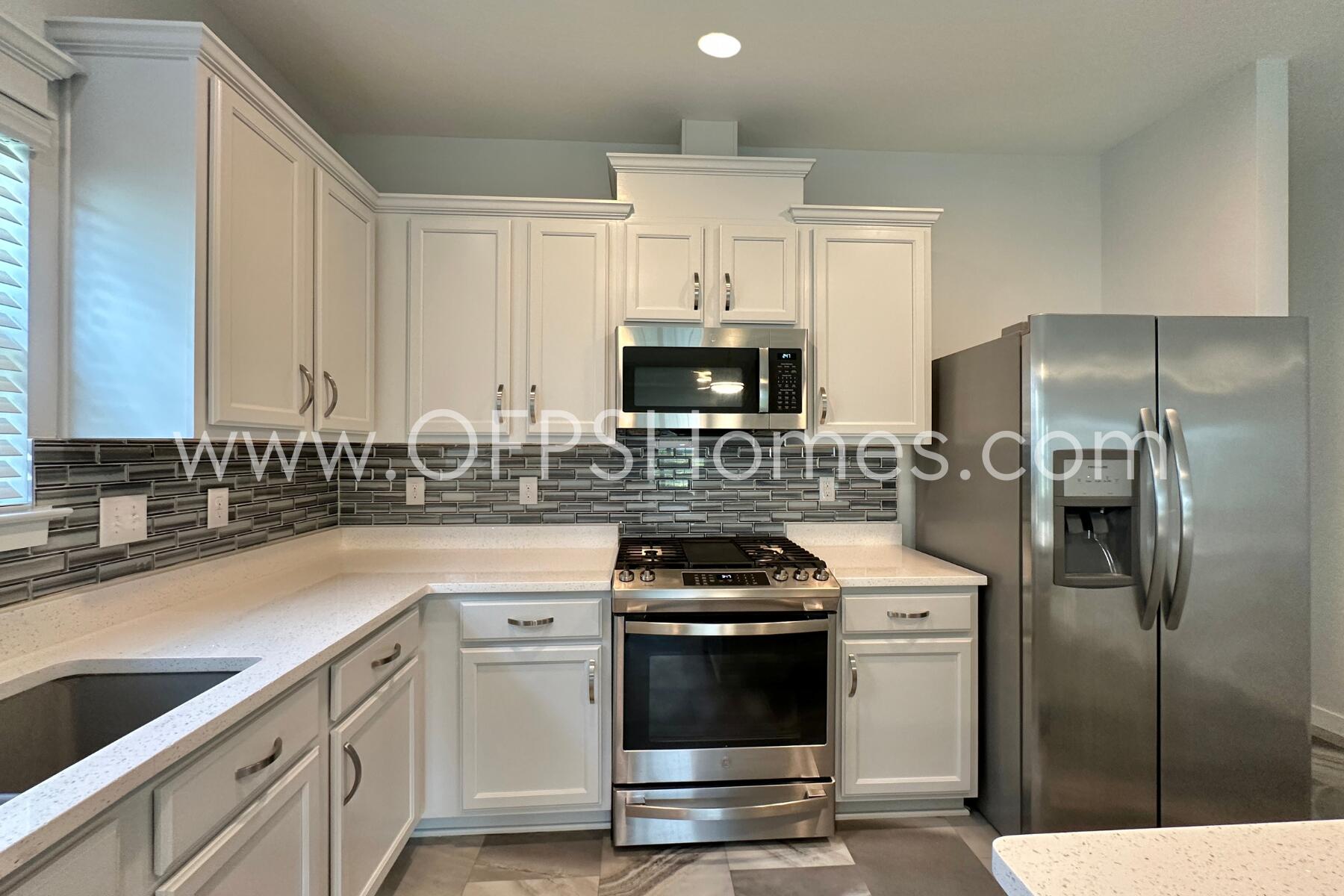 HAMMOCK BAY - Residential Lease