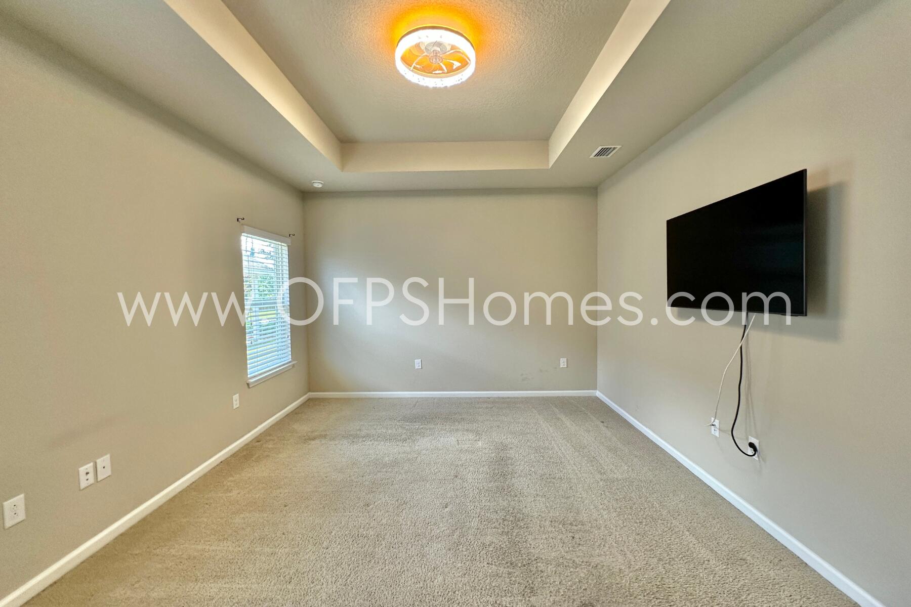 HAMMOCK BAY - Residential Lease