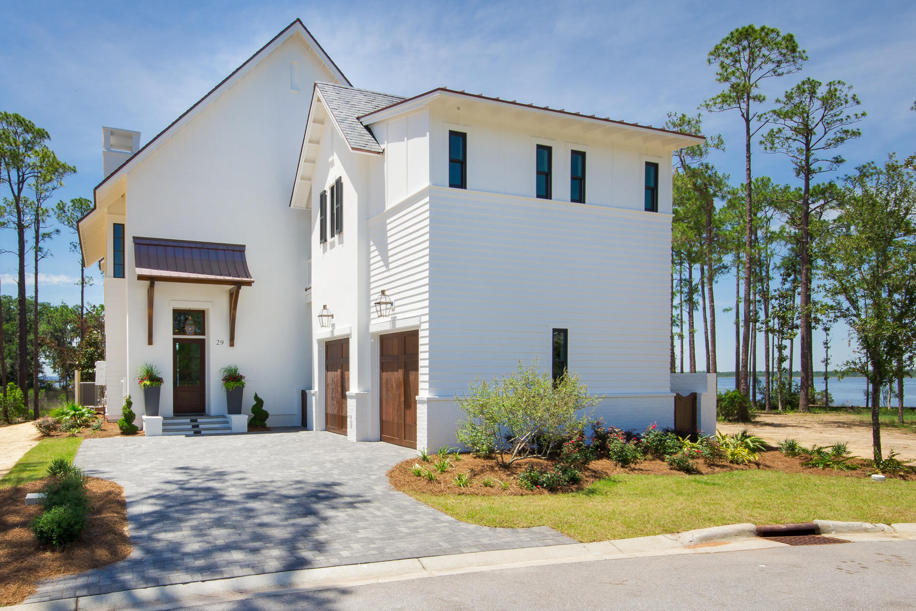 CHURCHILL OAKS - Residential