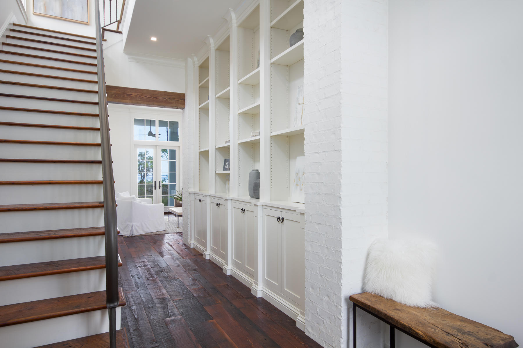 CHURCHILL OAKS - Residential