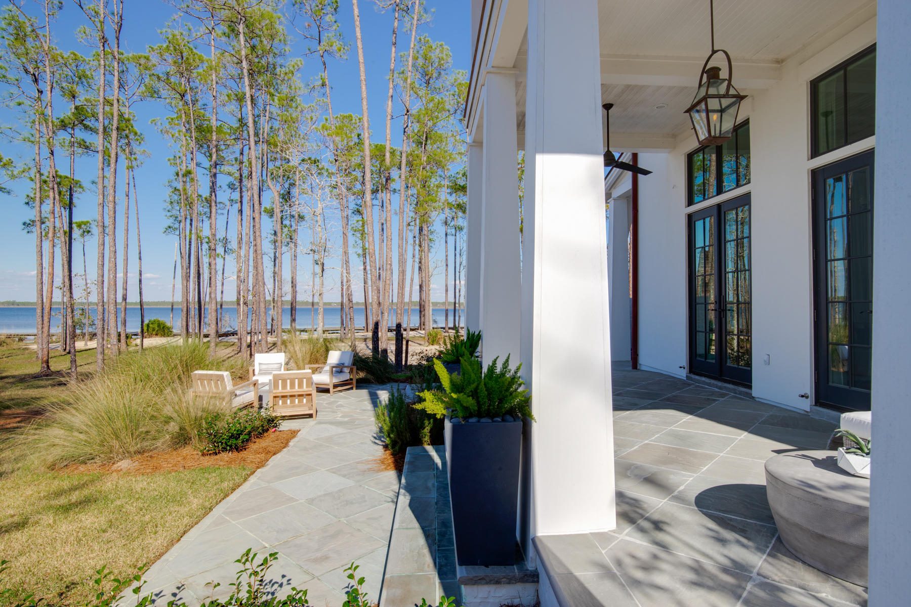 CHURCHILL OAKS - Residential