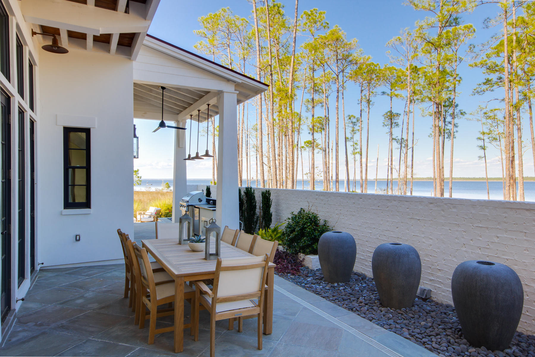 CHURCHILL OAKS - Residential