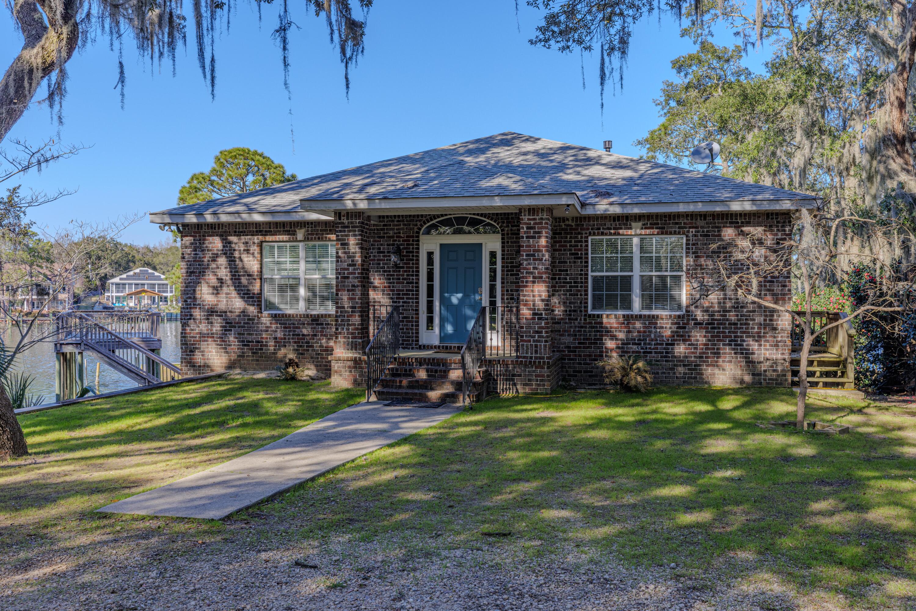 WATERS BEACH S/D LOTS 11 & 12 BLK 2 - Residential