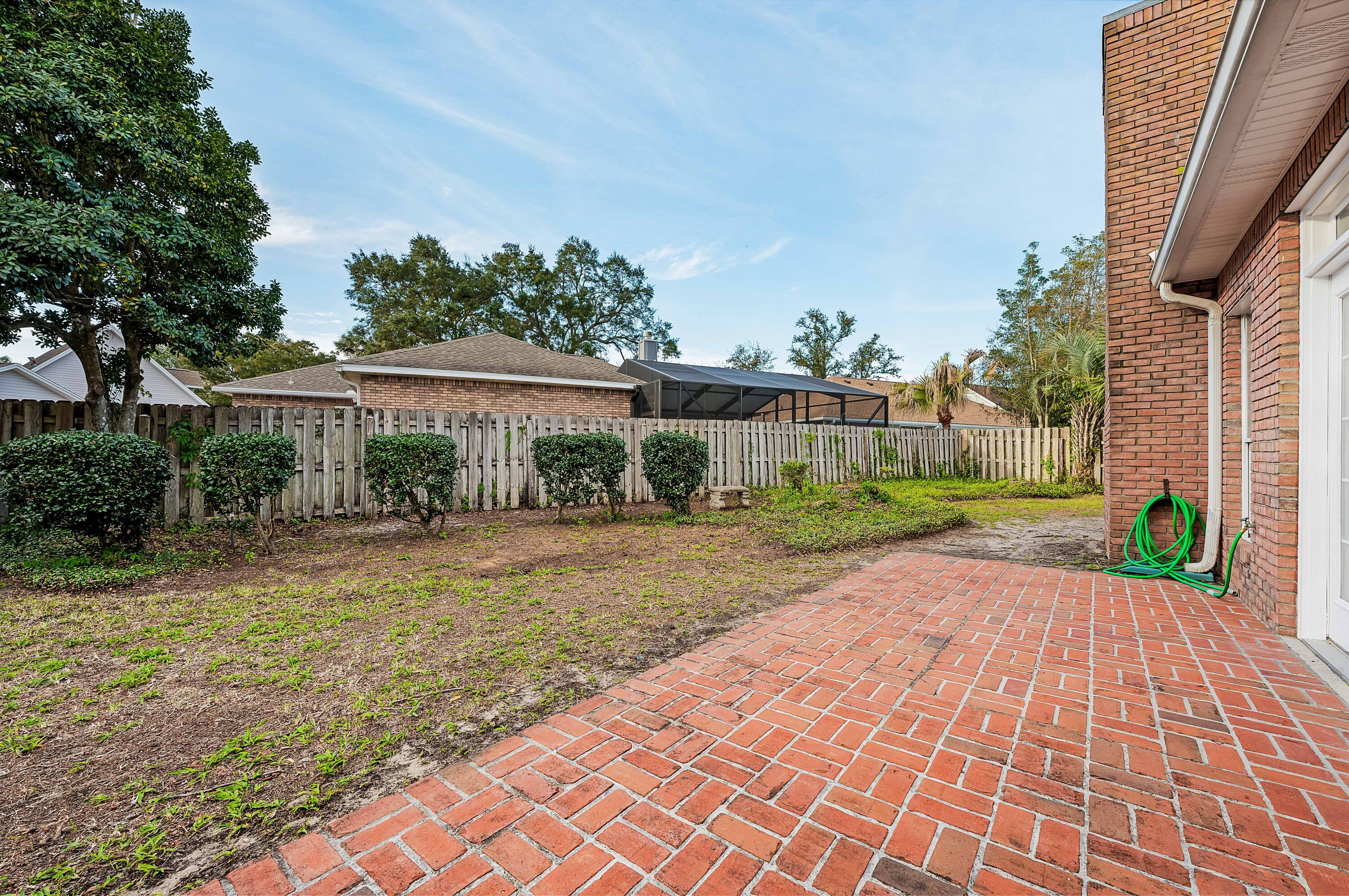 LAKE POINTE - Residential