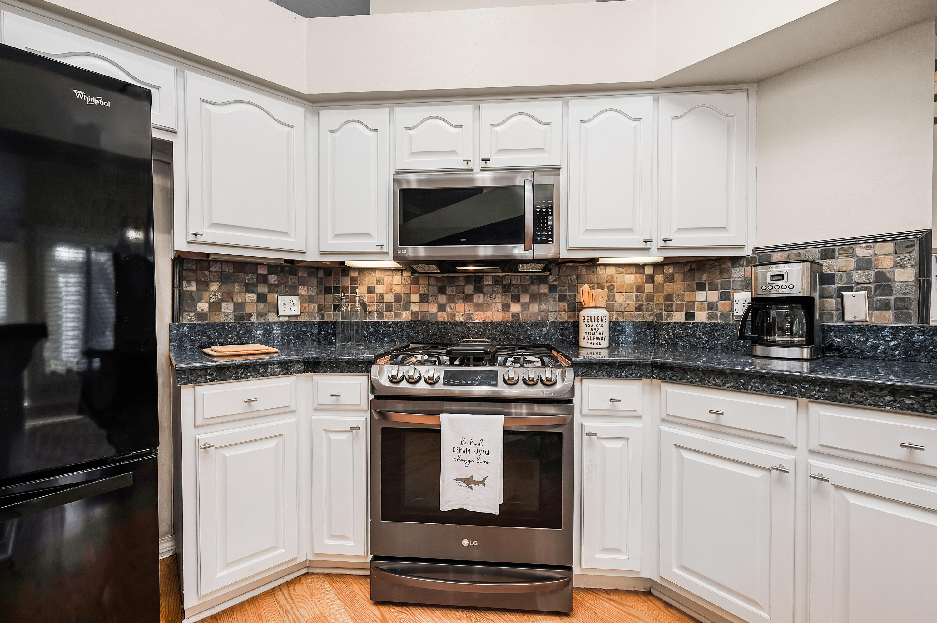 LAKE POINTE - Residential