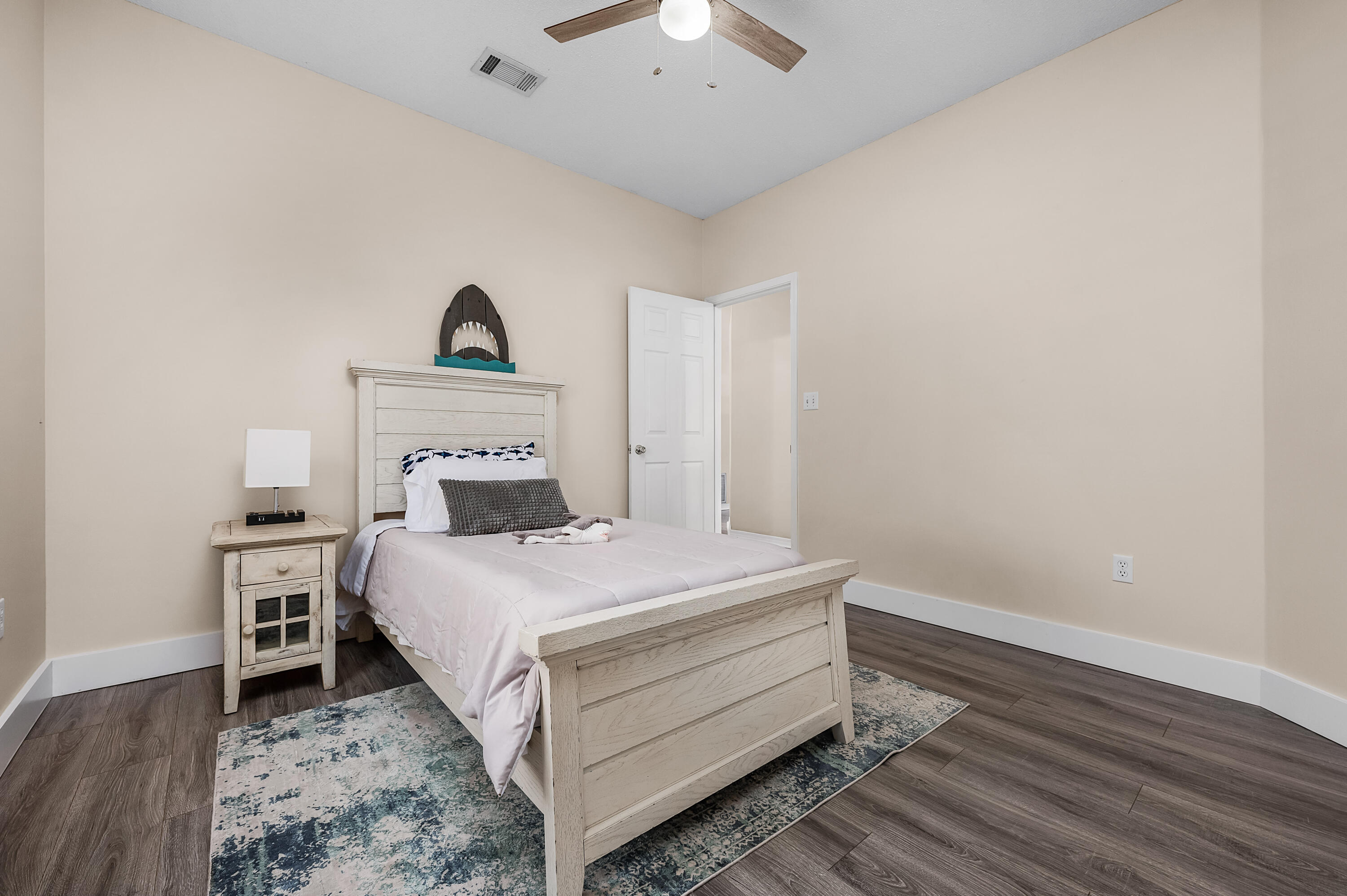 LAKE POINTE - Residential