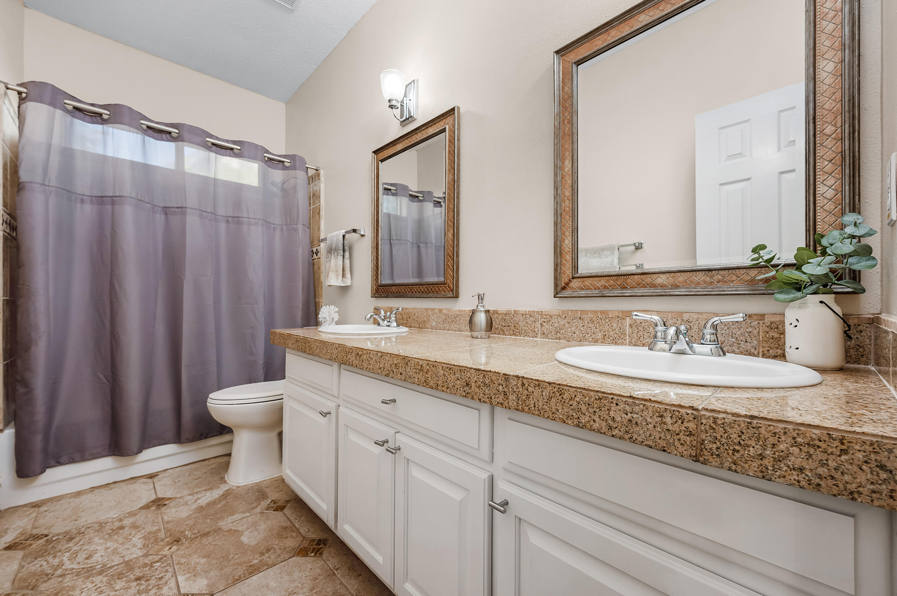 LAKE POINTE - Residential