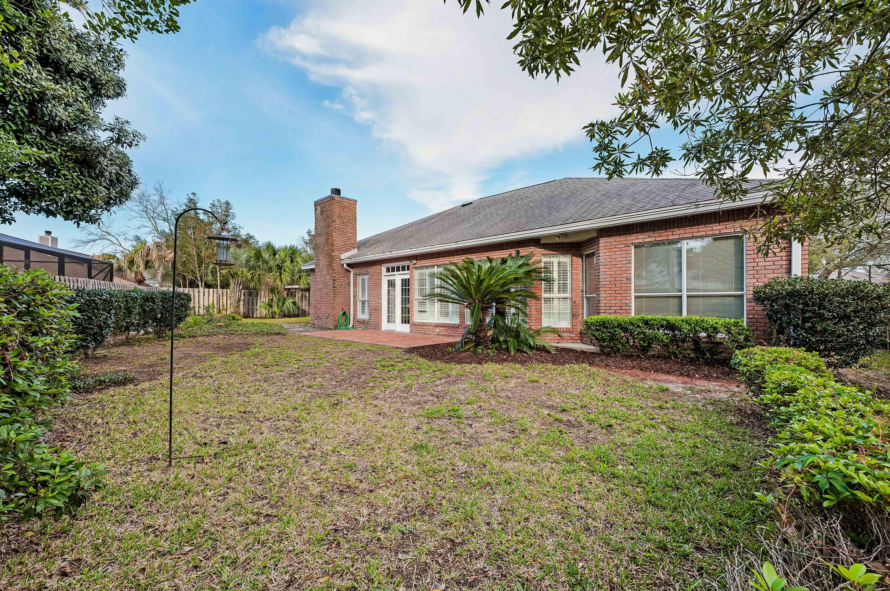 LAKE POINTE - Residential