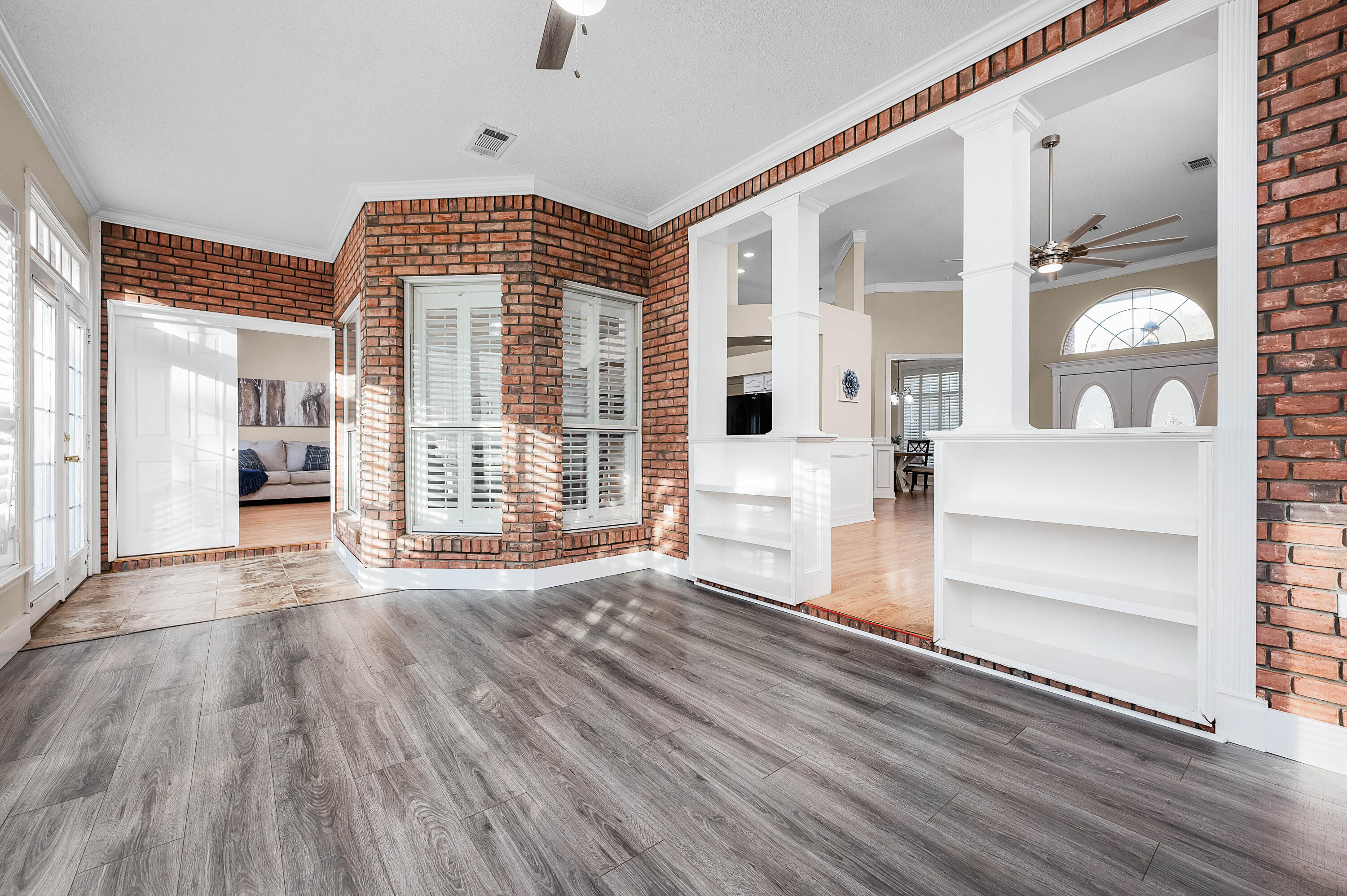 LAKE POINTE - Residential