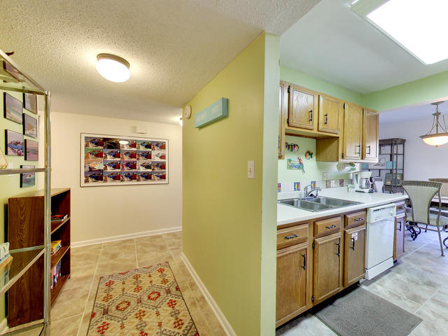 SEASCAPE CONDO GARDEN VILLA - Residential