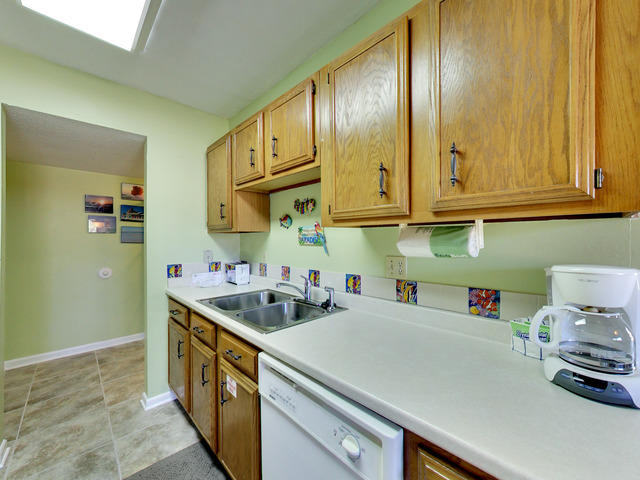 SEASCAPE CONDO GARDEN VILLA - Residential