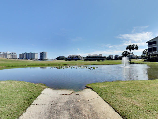 SEASCAPE CONDO GARDEN VILLA - Residential