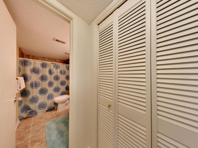 SEASCAPE CONDO GARDEN VILLA - Residential