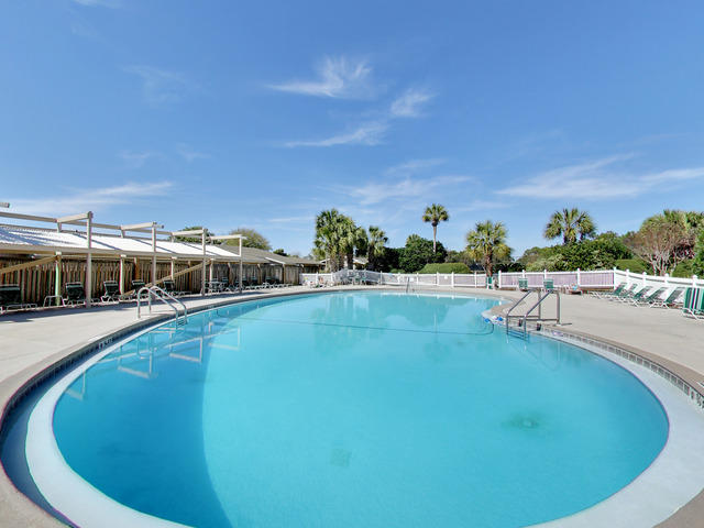 SEASCAPE CONDO GARDEN VILLA - Residential