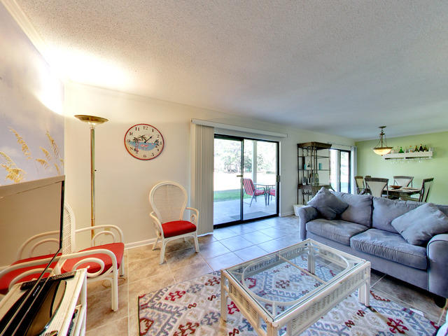 SEASCAPE CONDO GARDEN VILLA - Residential