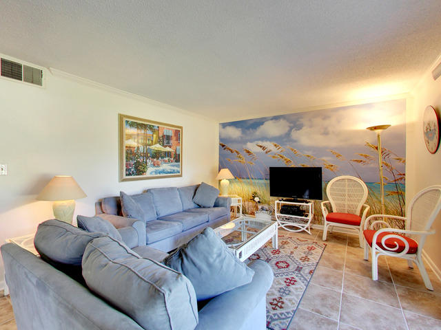 SEASCAPE CONDO GARDEN VILLA - Residential