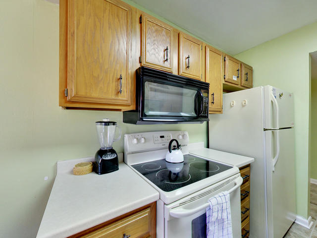 SEASCAPE CONDO GARDEN VILLA - Residential