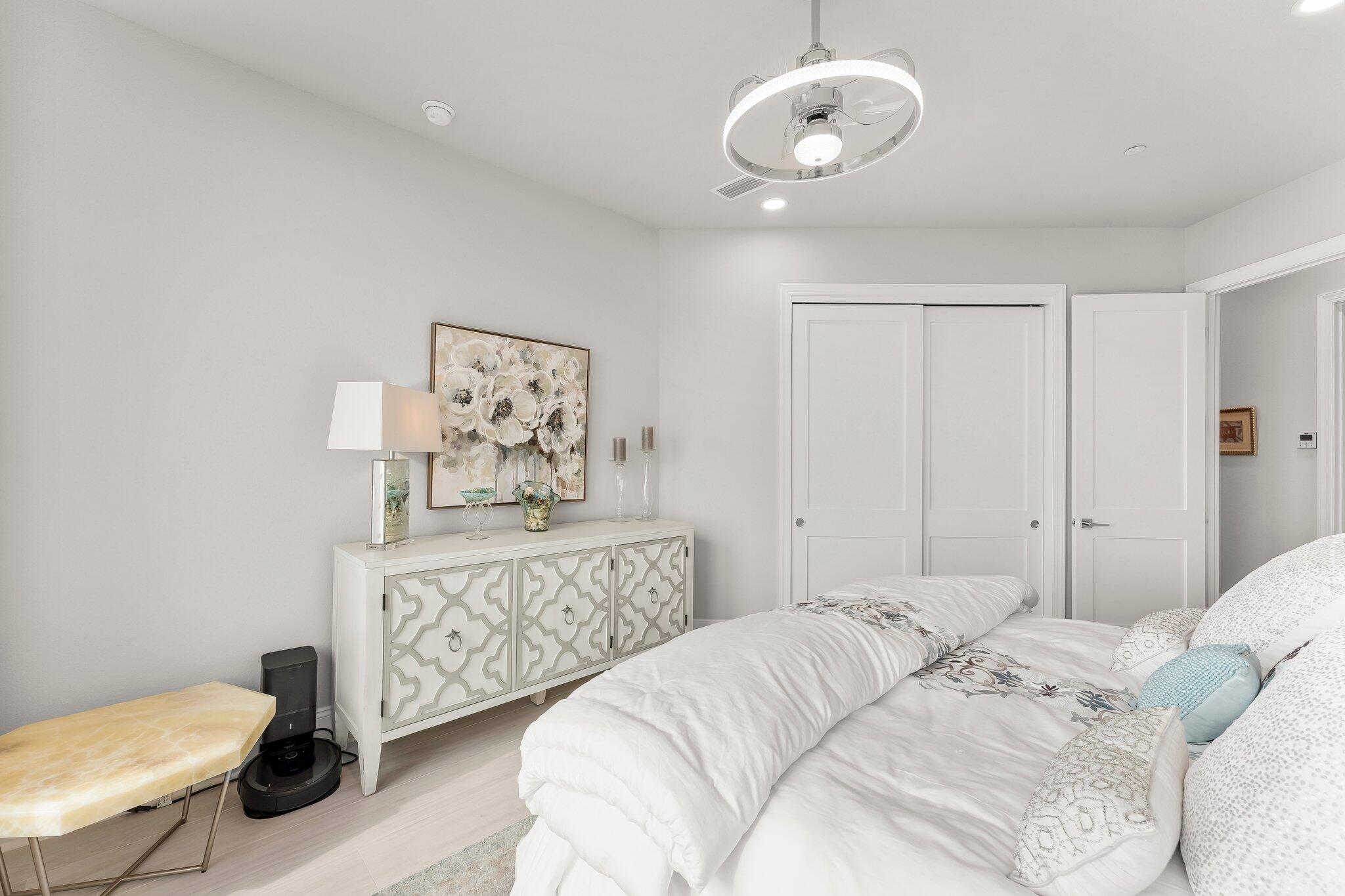 DESTIN YACHT CLUB - Residential