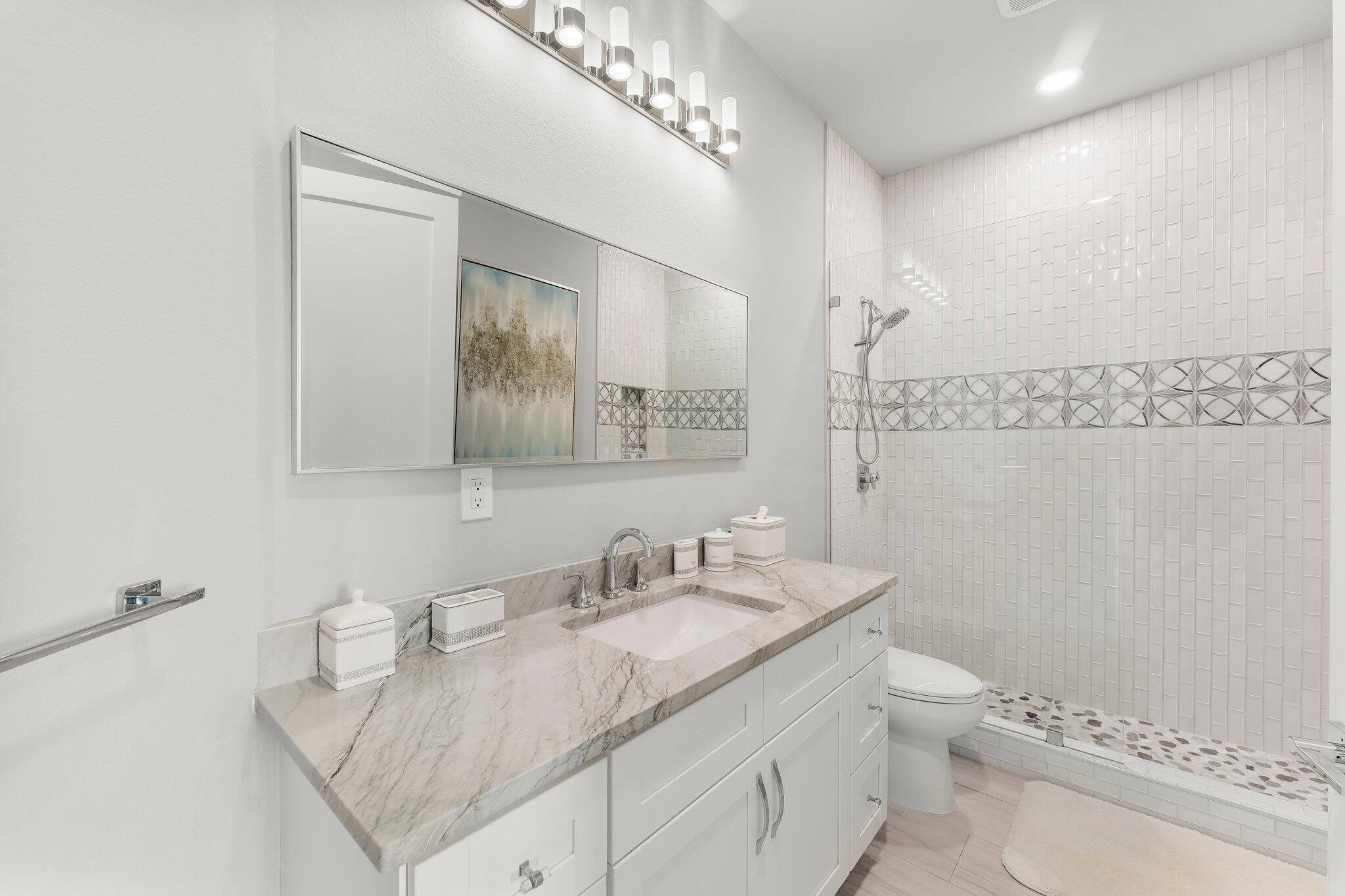 DESTIN YACHT CLUB - Residential
