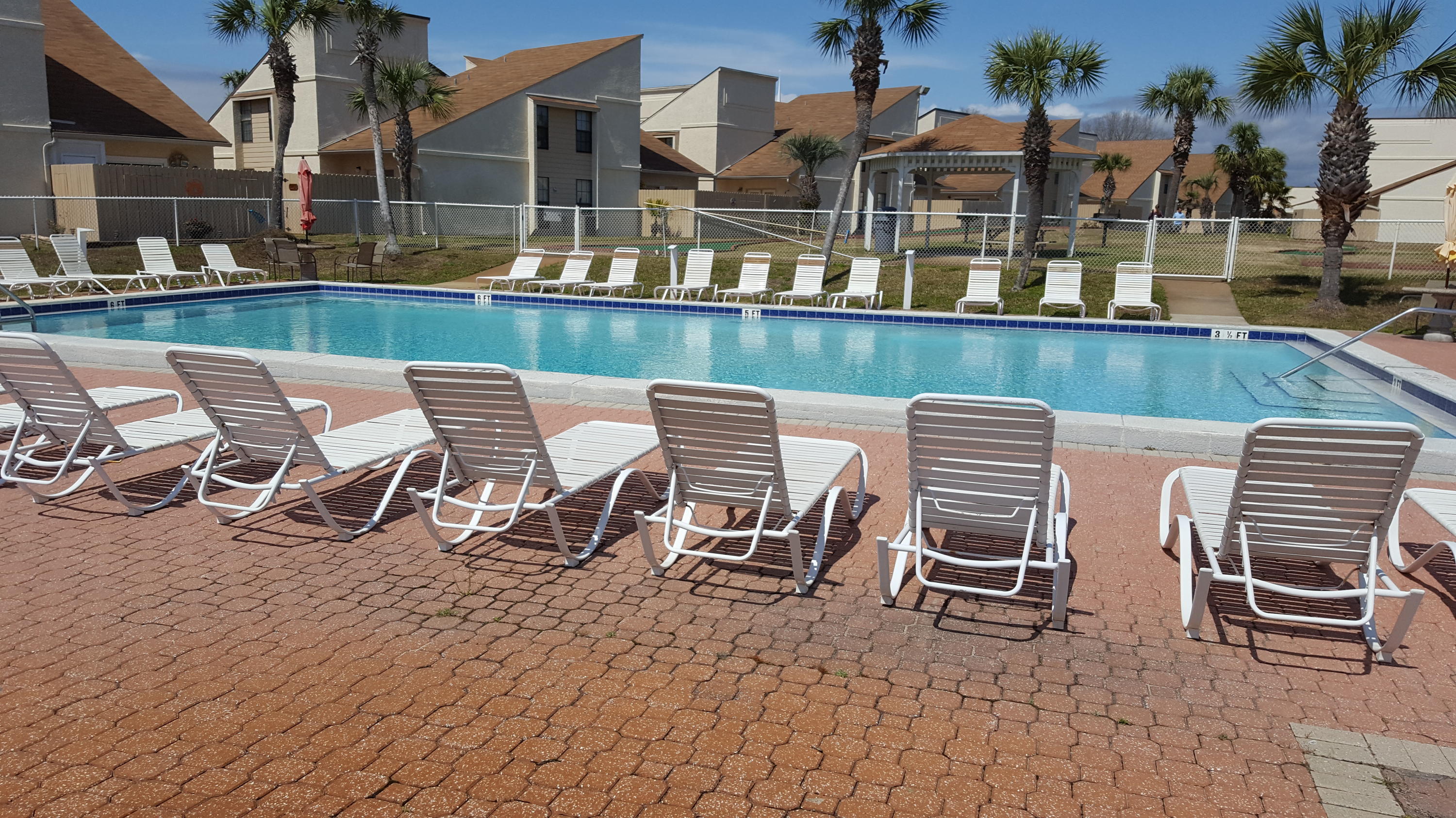 HORIZON SOUTH 1 CONDO - Residential