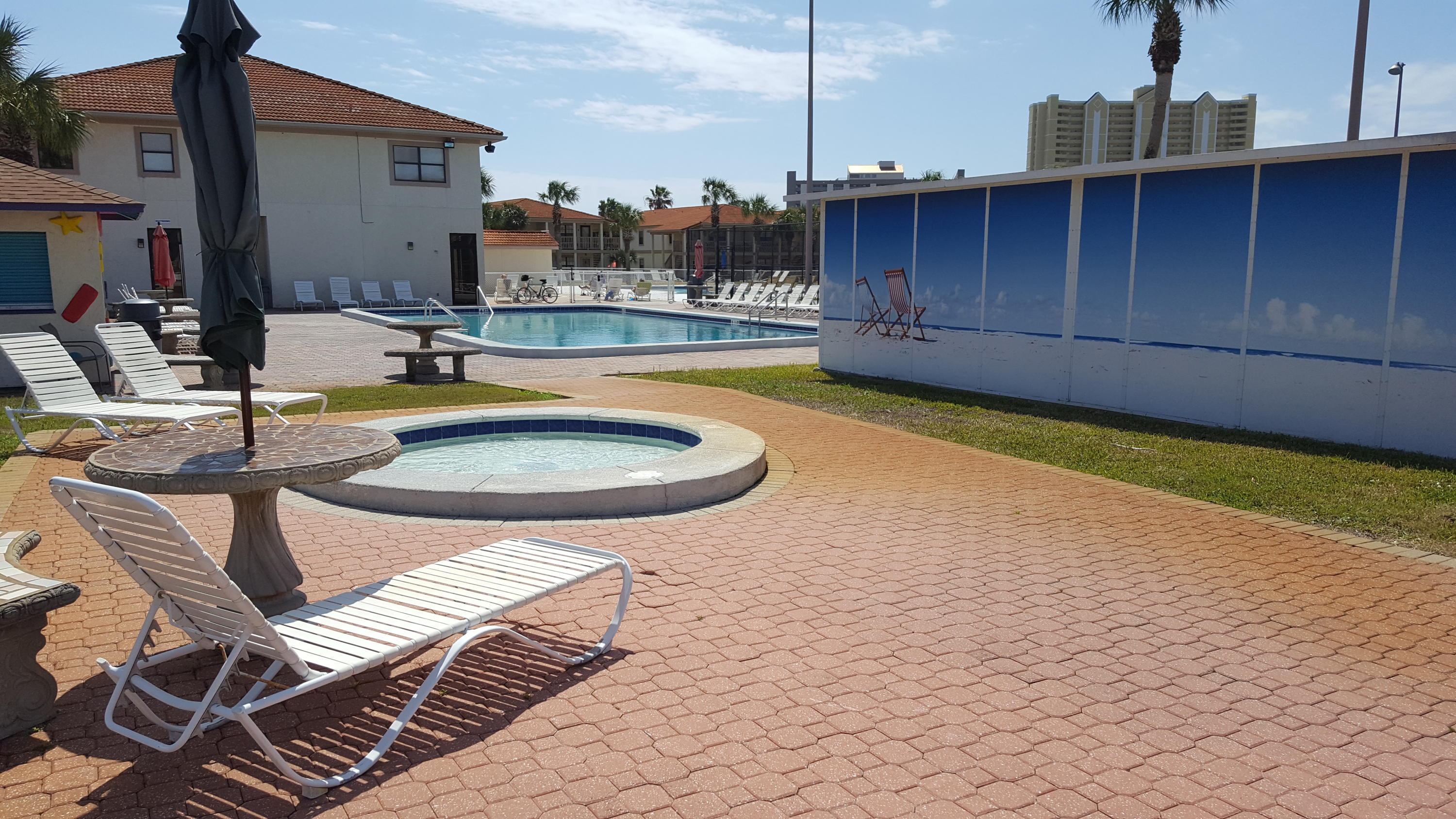 HORIZON SOUTH 1 CONDO - Residential