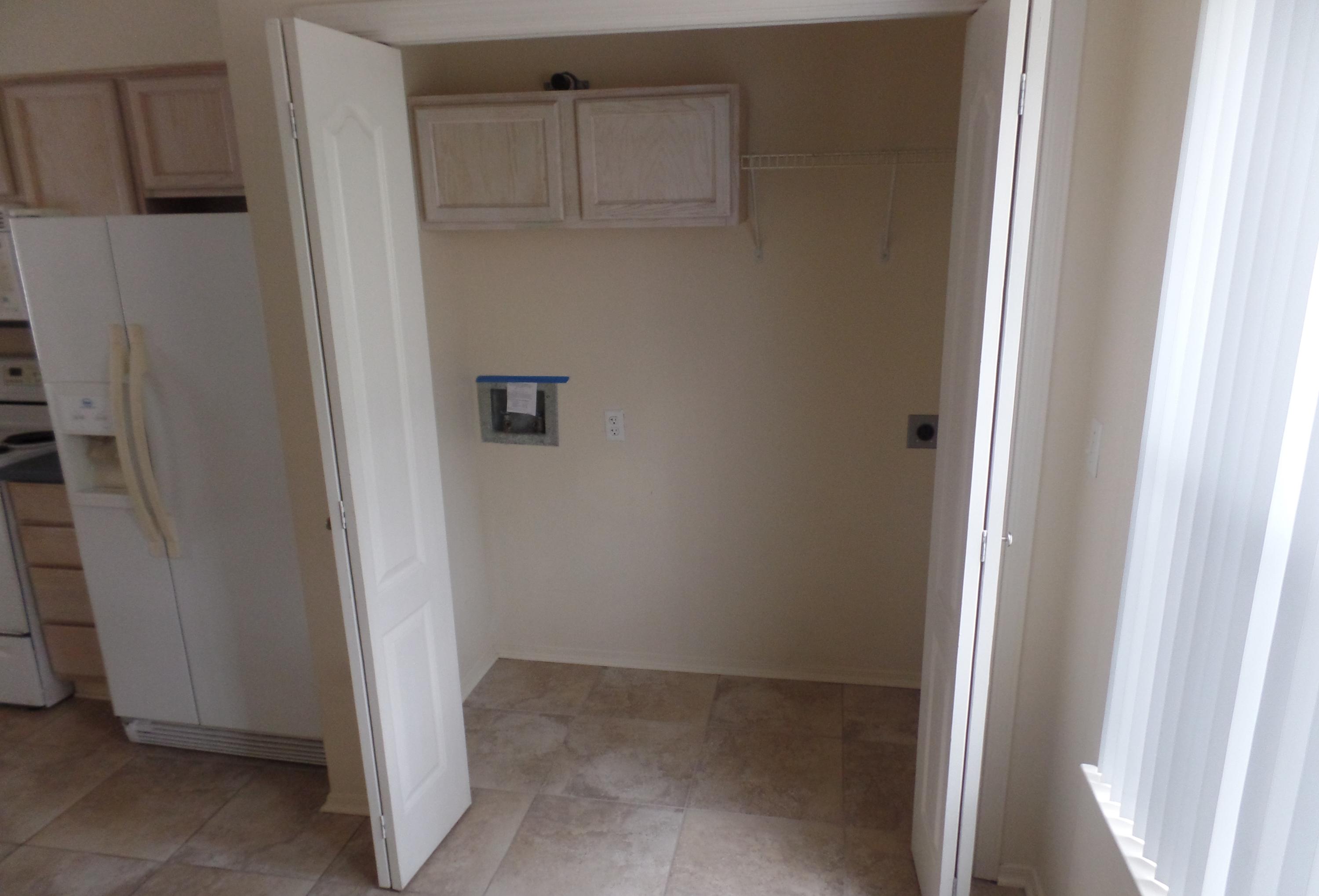 SHAY LIN T/H - Residential