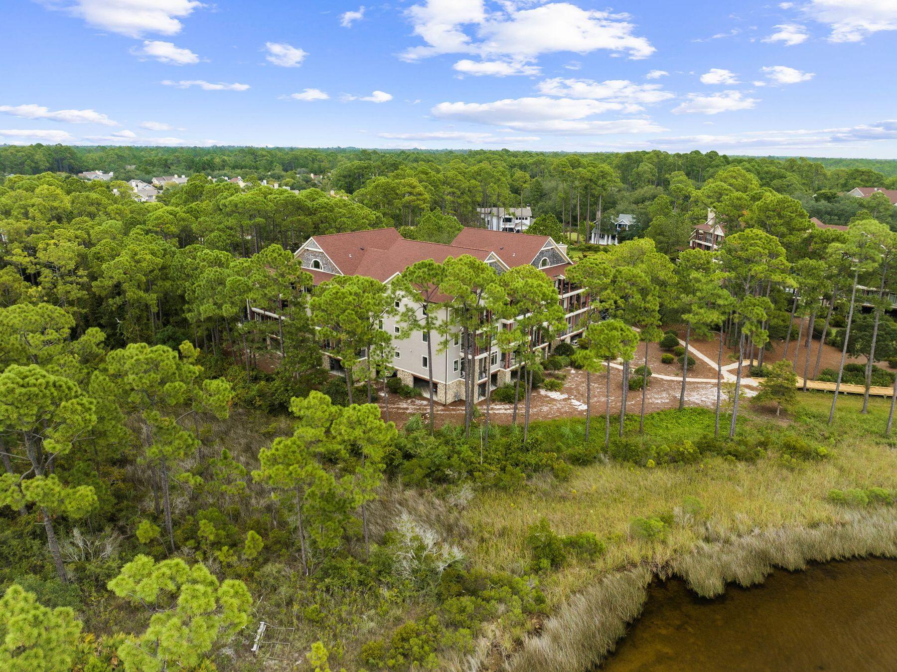 WILD HERON - Residential