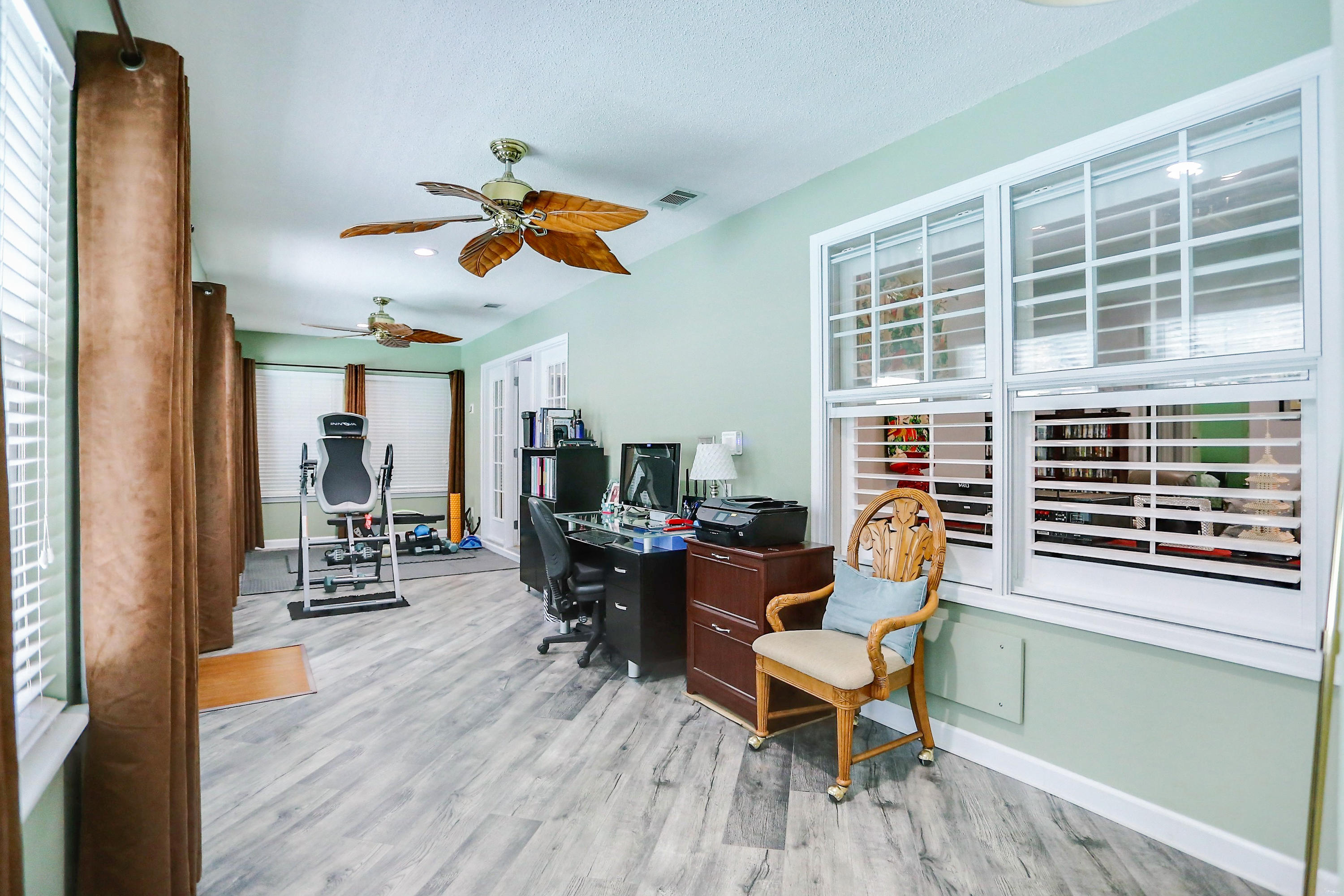 PARKWOOD ESTATES PH 1 BLUEWATER BAY - Residential