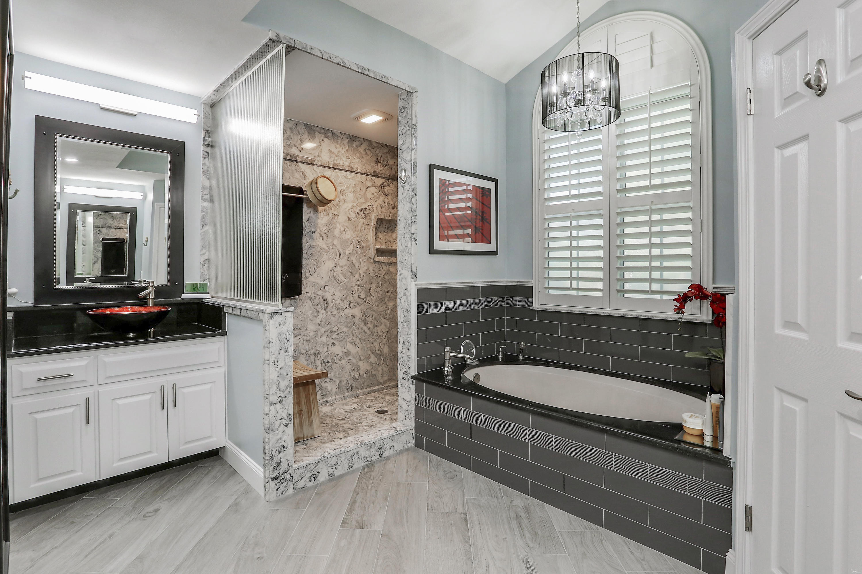 PARKWOOD ESTATES PH 1 BLUEWATER BAY - Residential