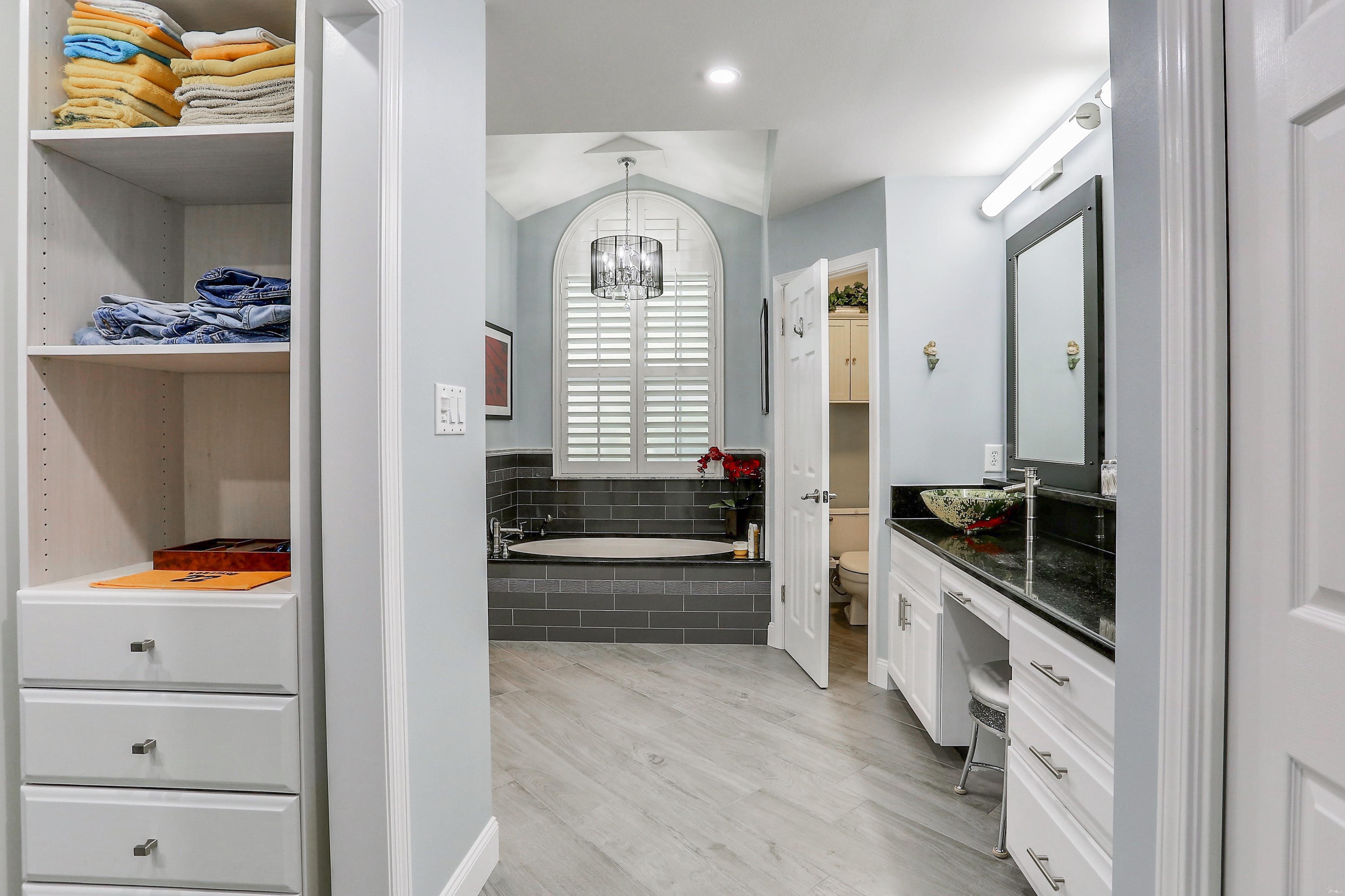 PARKWOOD ESTATES PH 1 BLUEWATER BAY - Residential