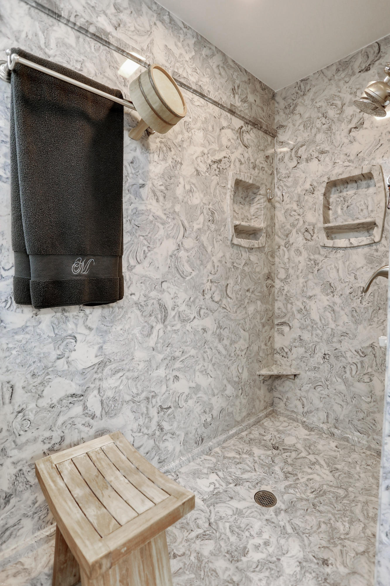 PARKWOOD ESTATES PH 1 BLUEWATER BAY - Residential