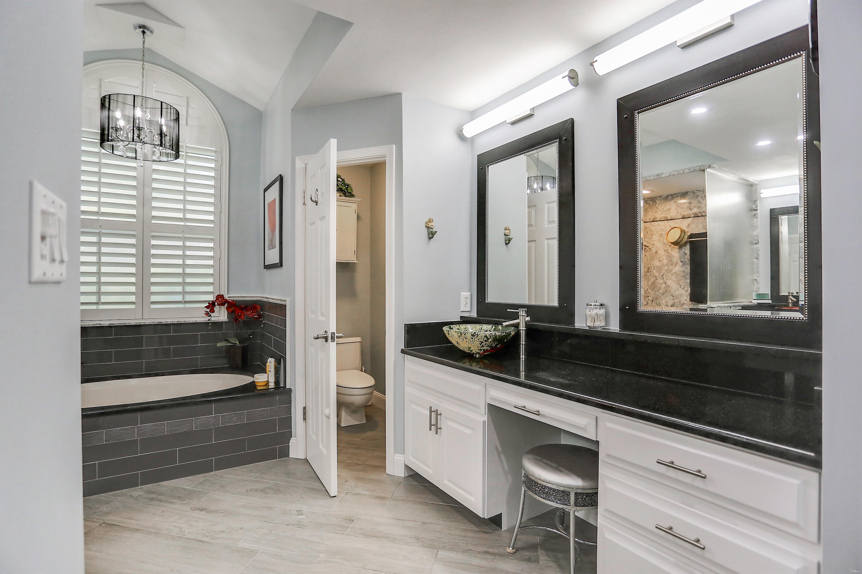 PARKWOOD ESTATES PH 1 BLUEWATER BAY - Residential