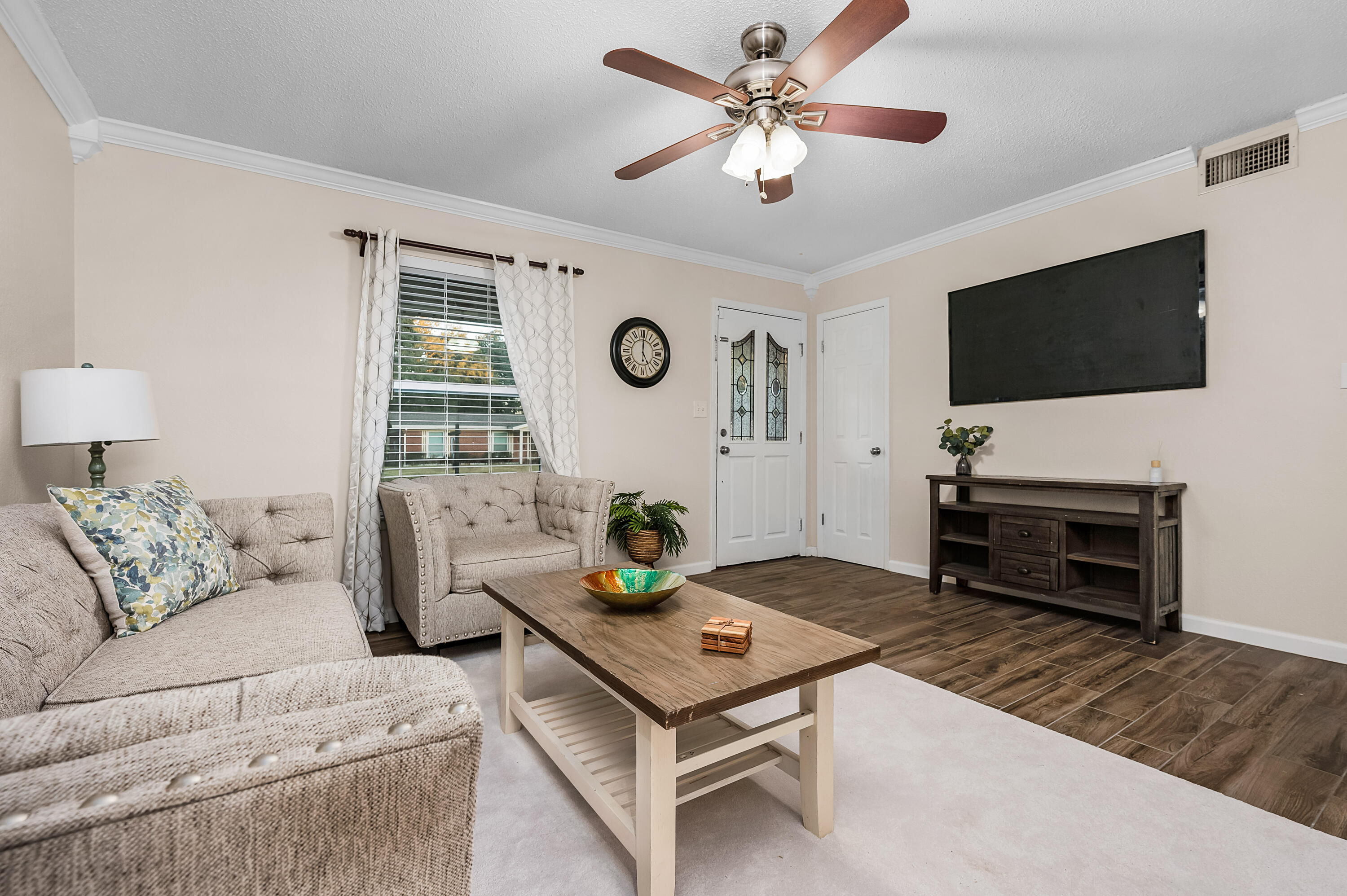 VICTORIA GARDENS 3 - Residential