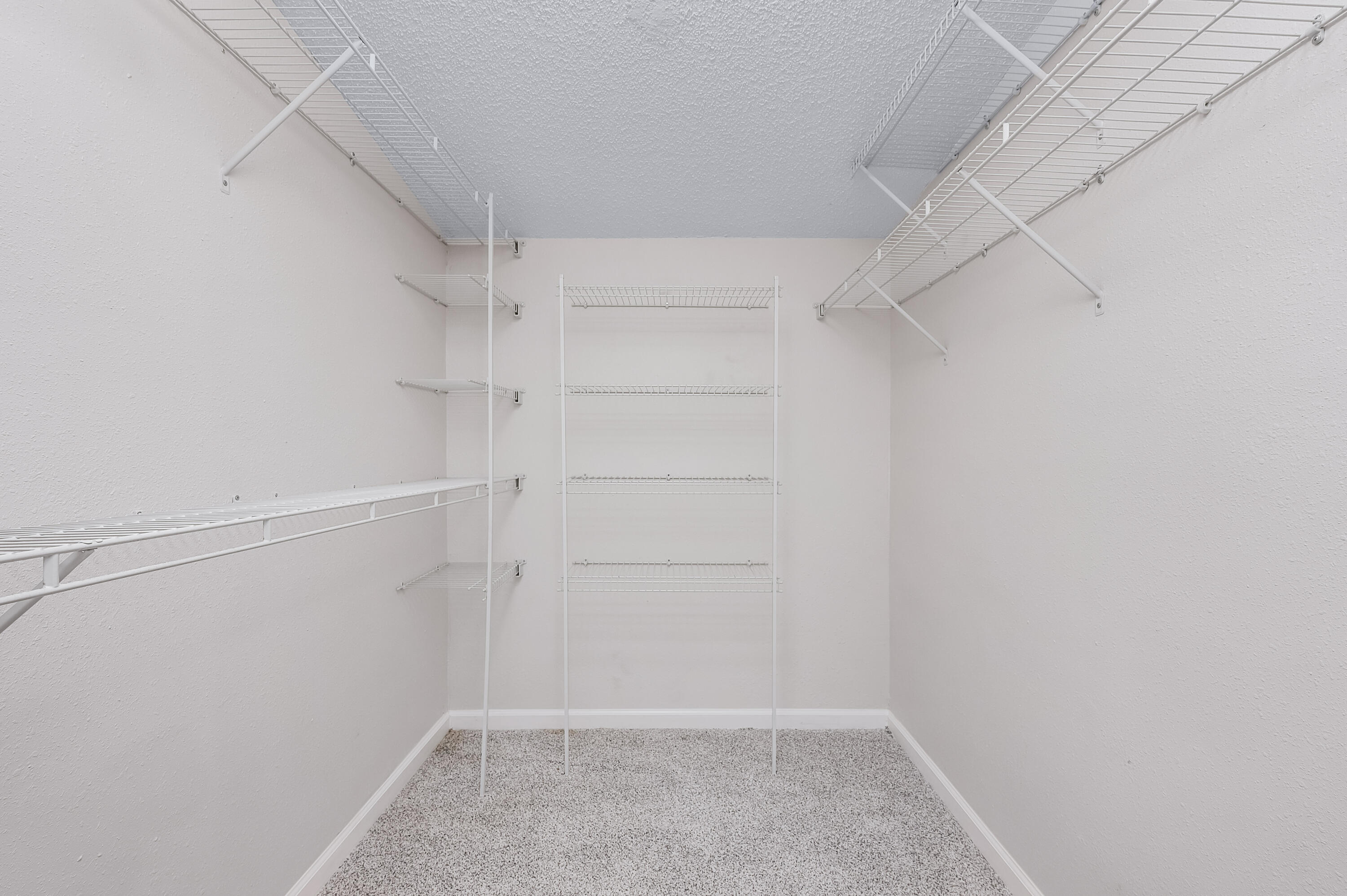 VICTORIA GARDENS 3 - Residential