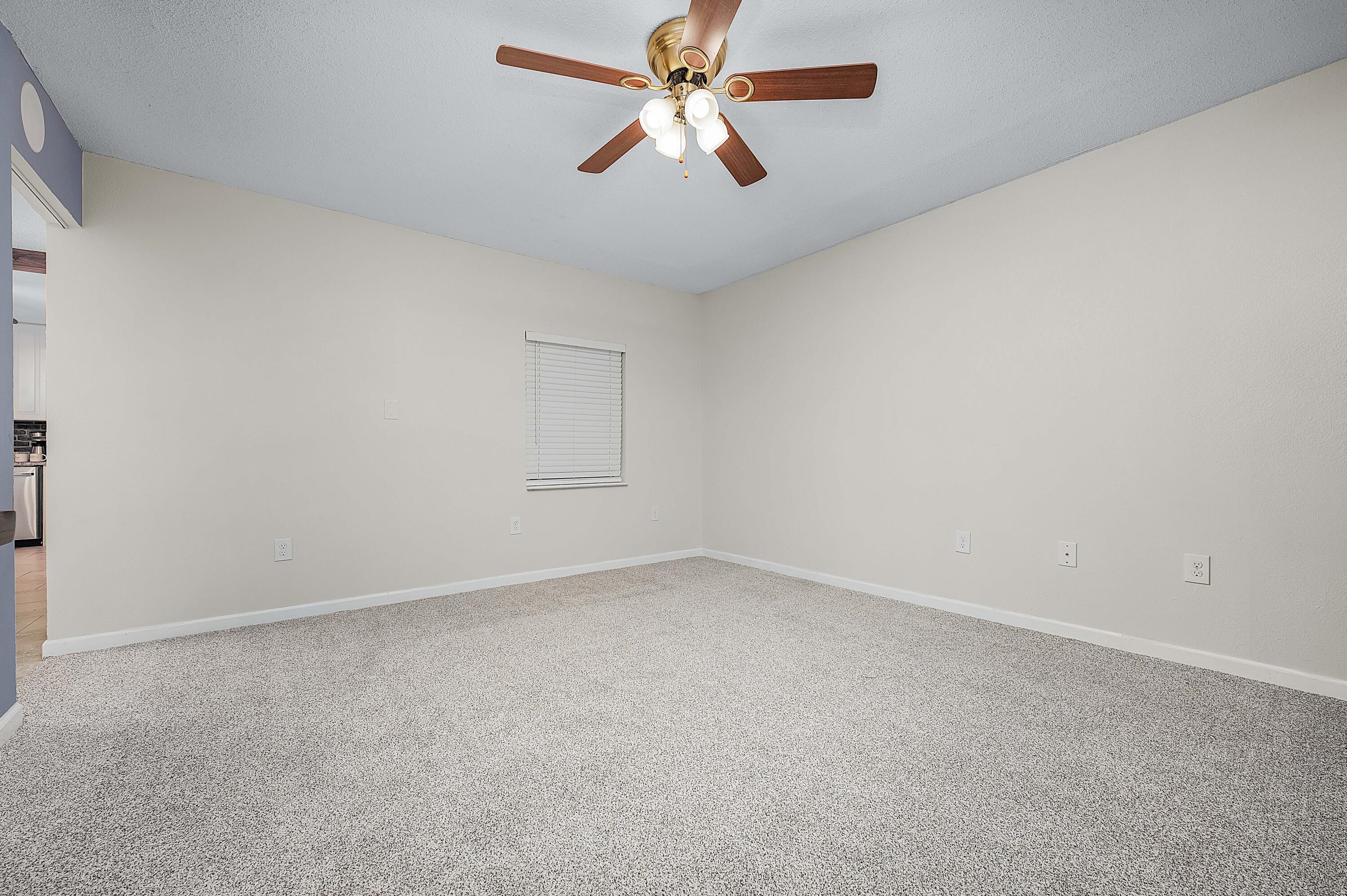 VICTORIA GARDENS 3 - Residential