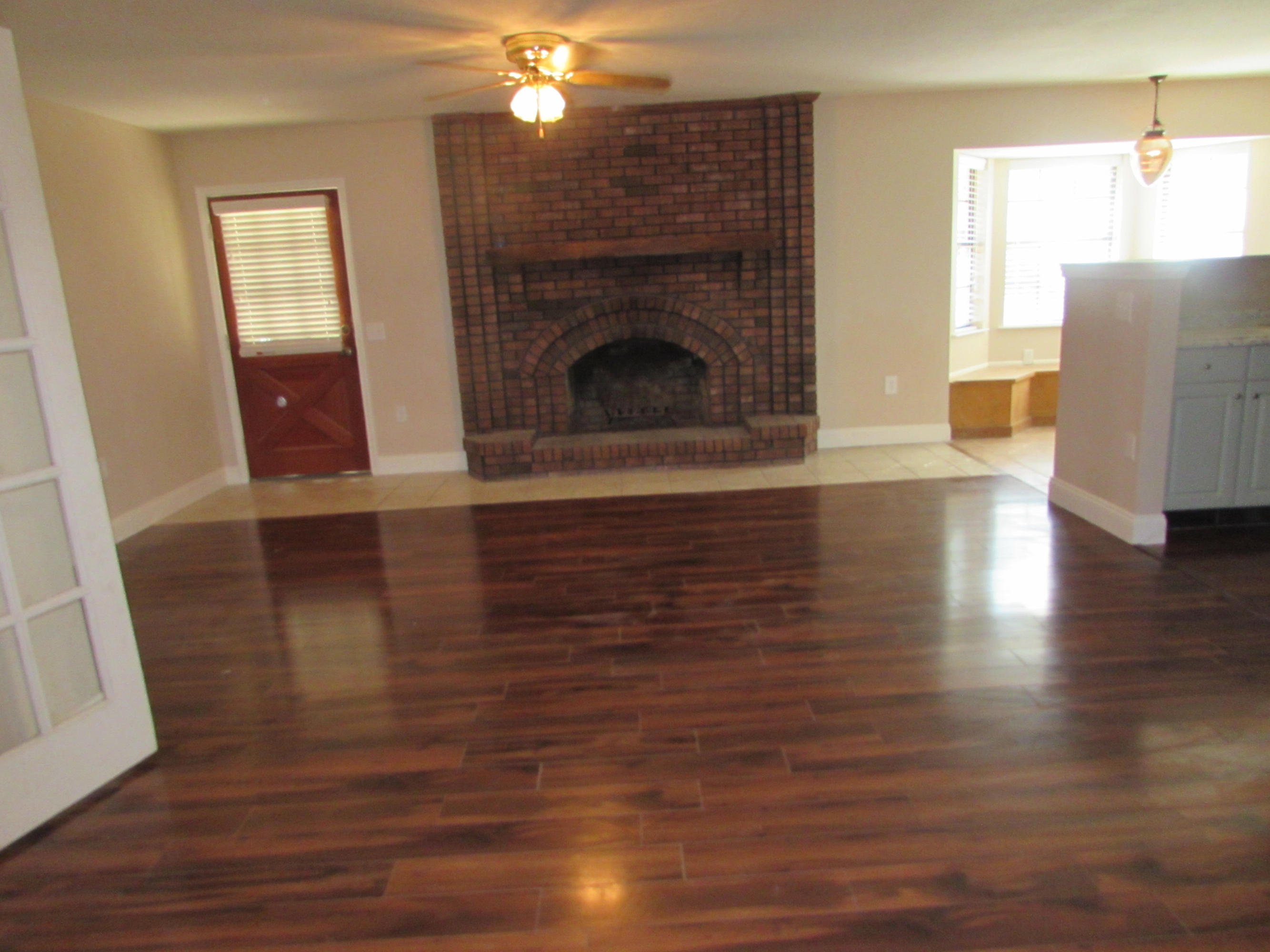 HOLLY HILLS - Residential