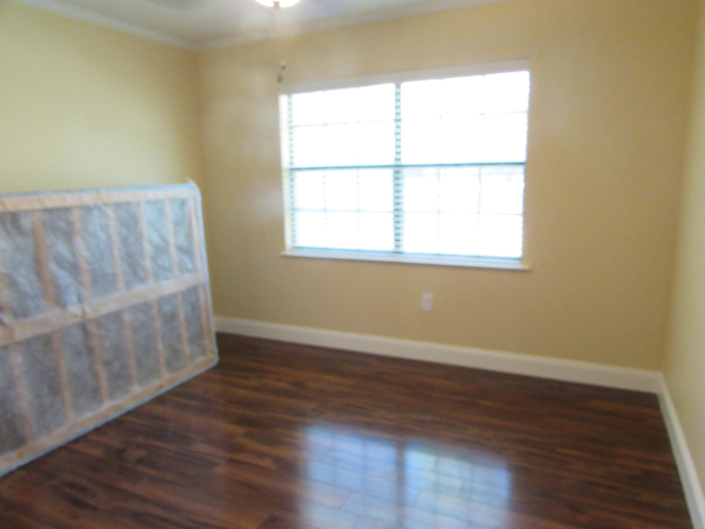 HOLLY HILLS - Residential