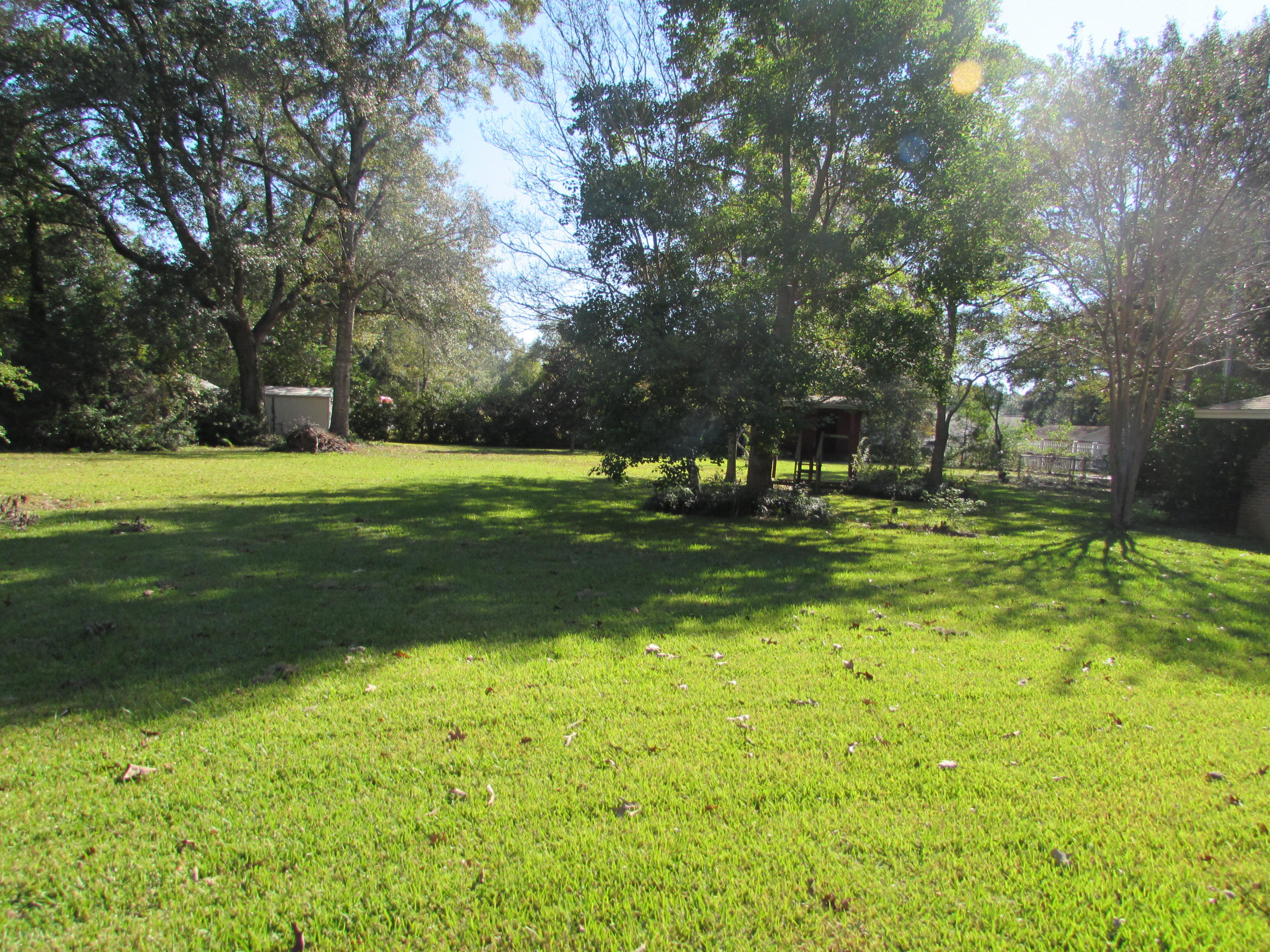 HOLLY HILLS - Residential