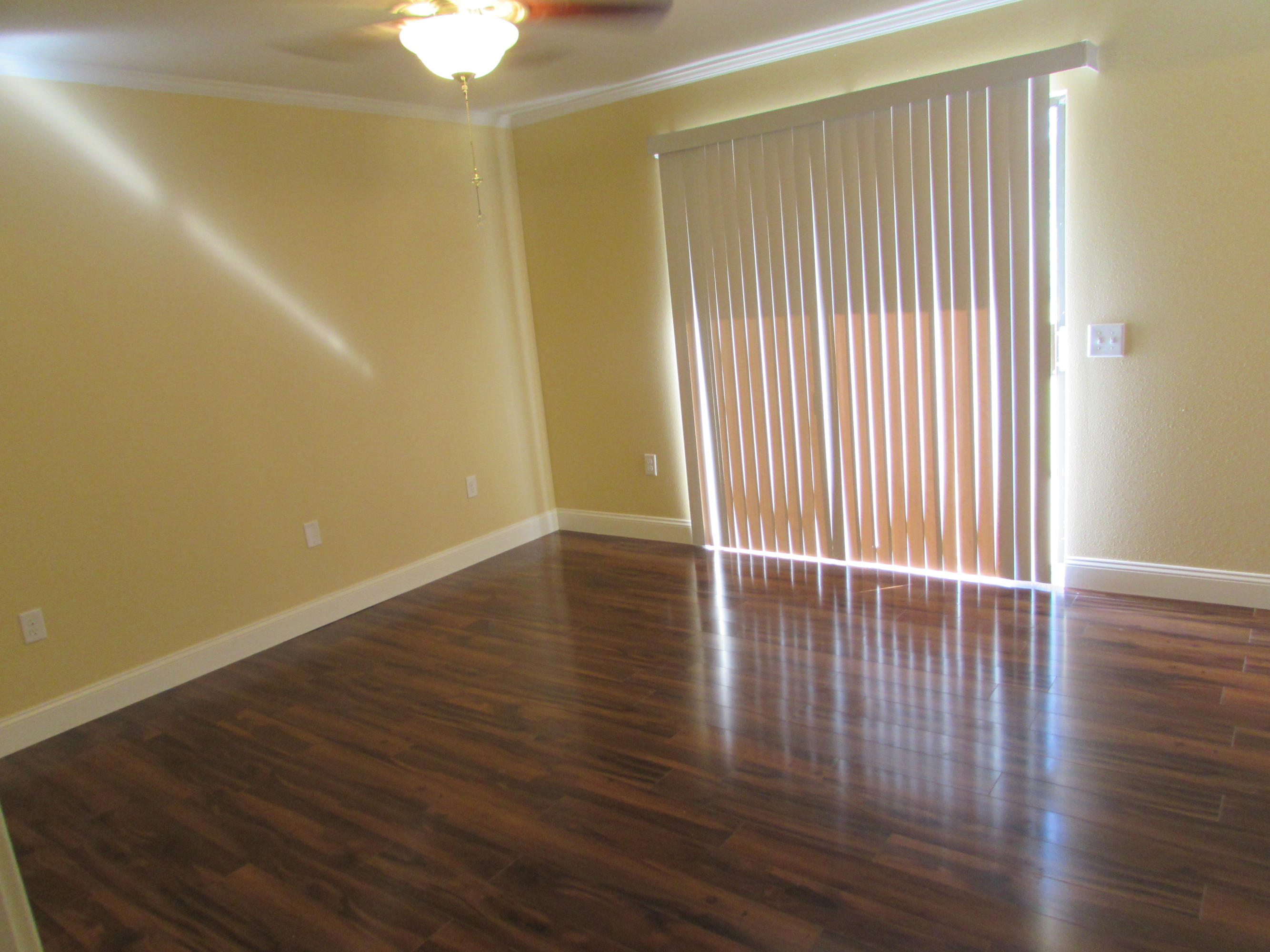 HOLLY HILLS - Residential