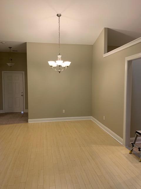 DIAMOND LAKES - Residential Lease