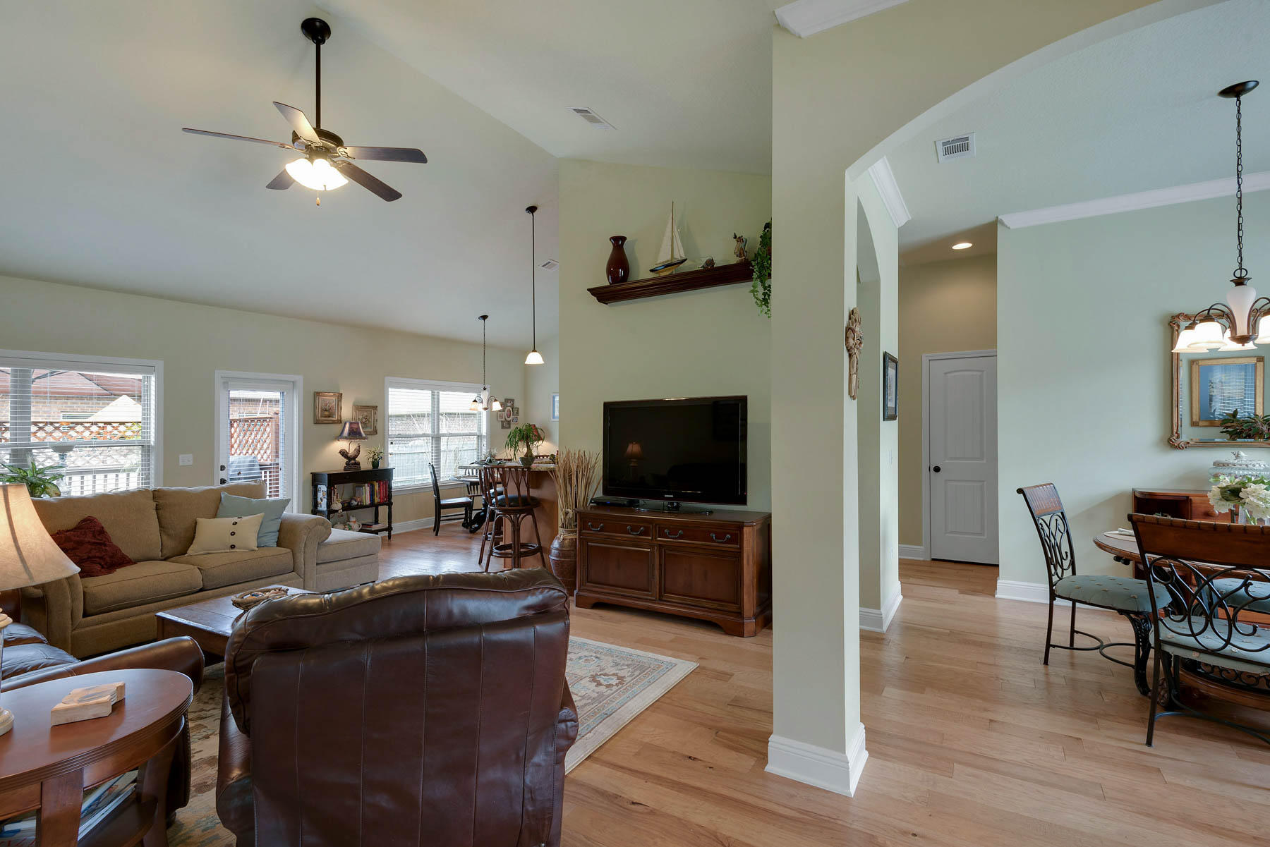 WINDSOR ESTATES - Residential