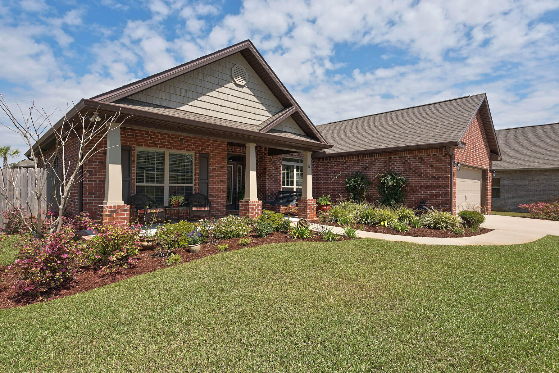 WINDSOR ESTATES - Residential