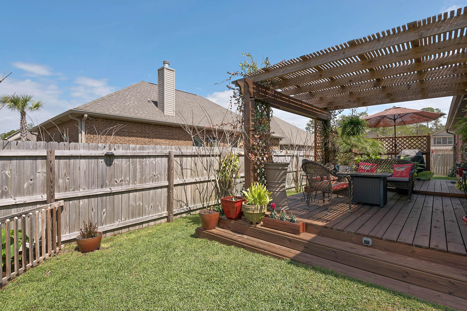 WINDSOR ESTATES - Residential