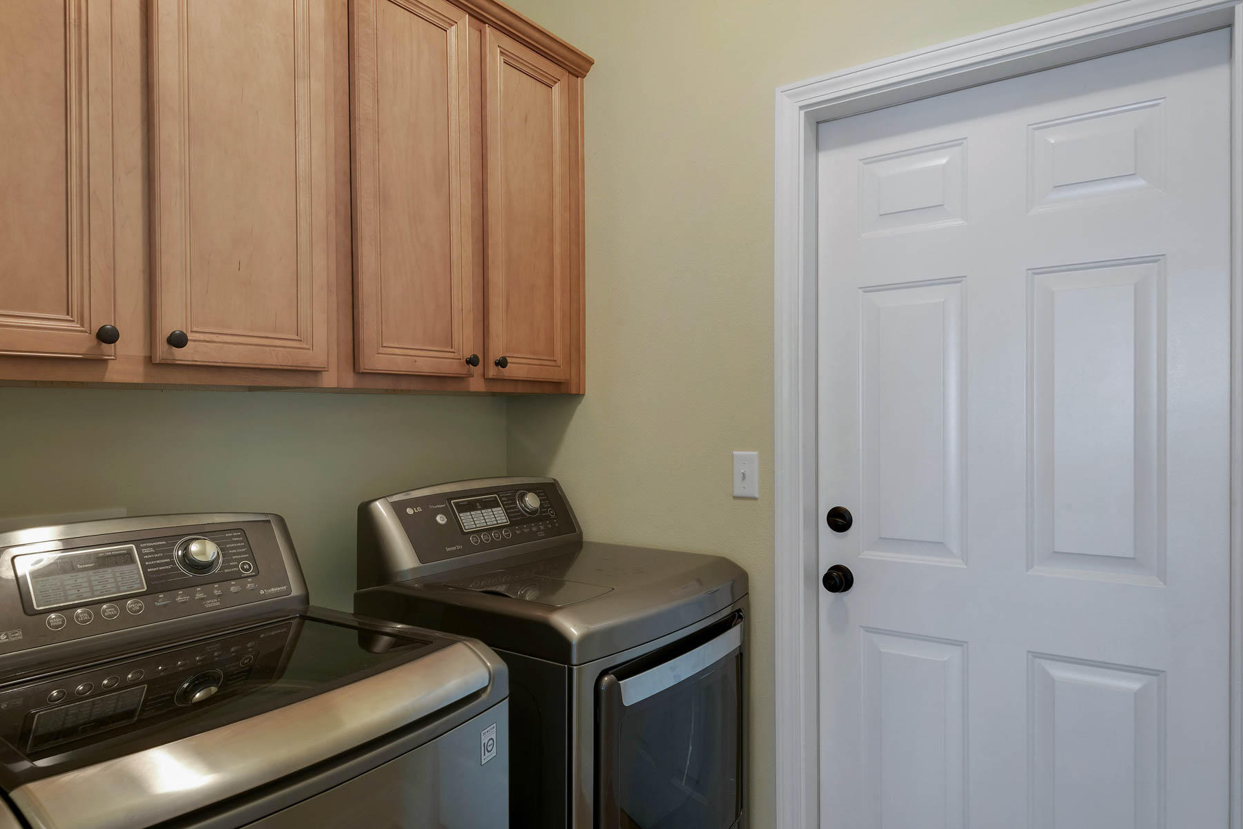 WINDSOR ESTATES - Residential