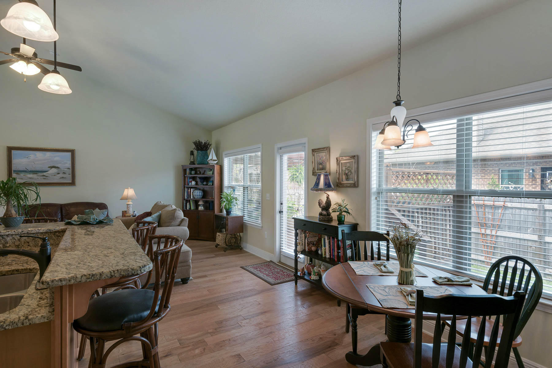 WINDSOR ESTATES - Residential